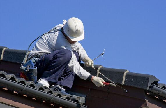 佐世保エリアで雨漏りの修理を便利屋に任せたいとお考えならご相談ください